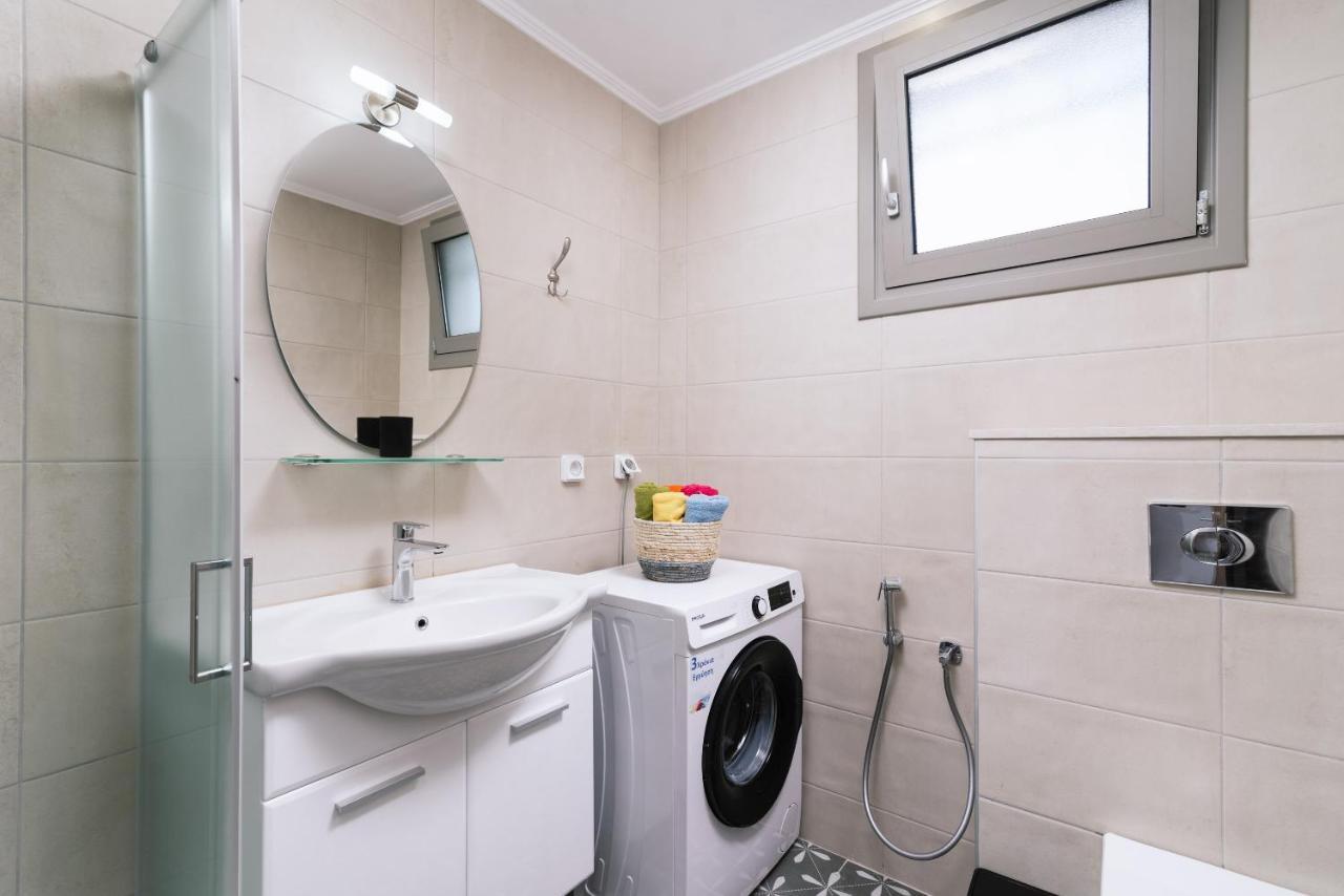 Lychnos Apartments Kamilari Bagian luar foto