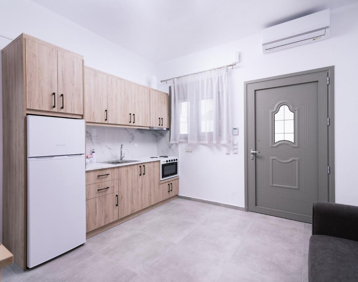 Lychnos Apartments Kamilari Bagian luar foto