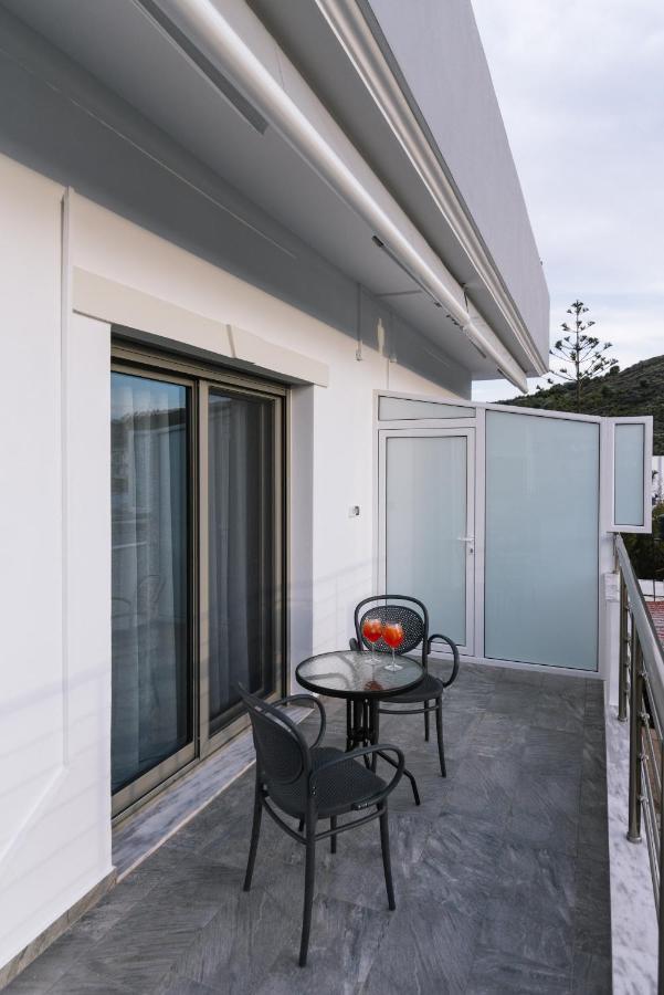Lychnos Apartments Kamilari Bagian luar foto